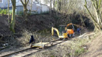 20.02.2018 - Zugang Dahler Strae - Krfte vom zweiten Arbeitsmarkt verrichten die Hauptarbeit.