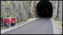 06.12.2019 - Stromgenerator für die Beleuchtung und Belüftung des Tunnels.