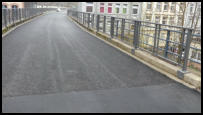 12.12.2019 - Noch fehlt der Gußasphalt. Hintenlaufen vorbereitende Arbeiten für den Einbau.