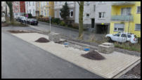17.12.2019 - Zugang Olgastr. - 2 Halterungen für die Bank wurden gegossen.