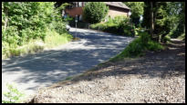 27.06.2018 - Am Zugang Gildenstrae wurde die Leitplanke entfernt und ein LKW Zugang geschaffen.